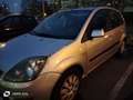Ford Fiesta Fiesta 1.3i Ghia - thumbnail 2