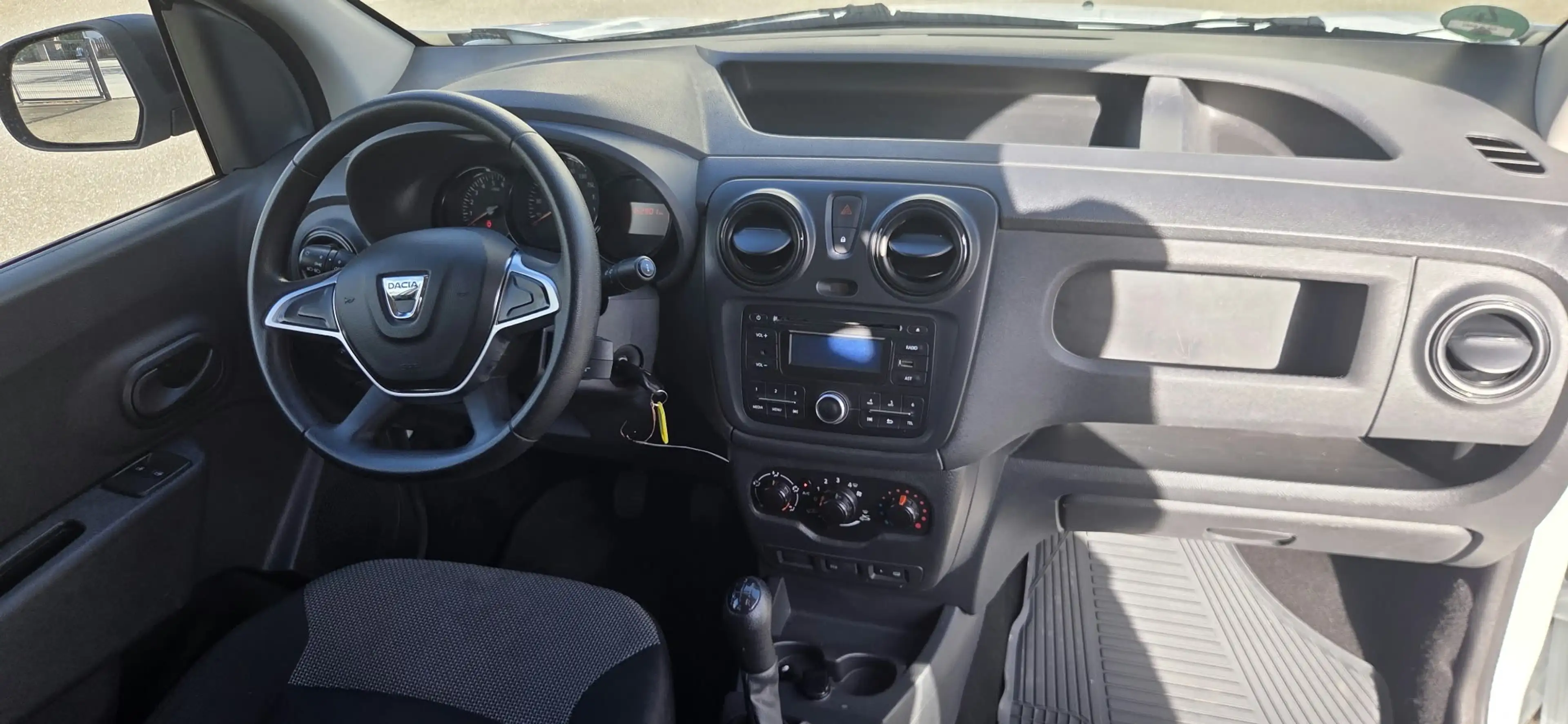 Dacia Dokker Essential — photo 10