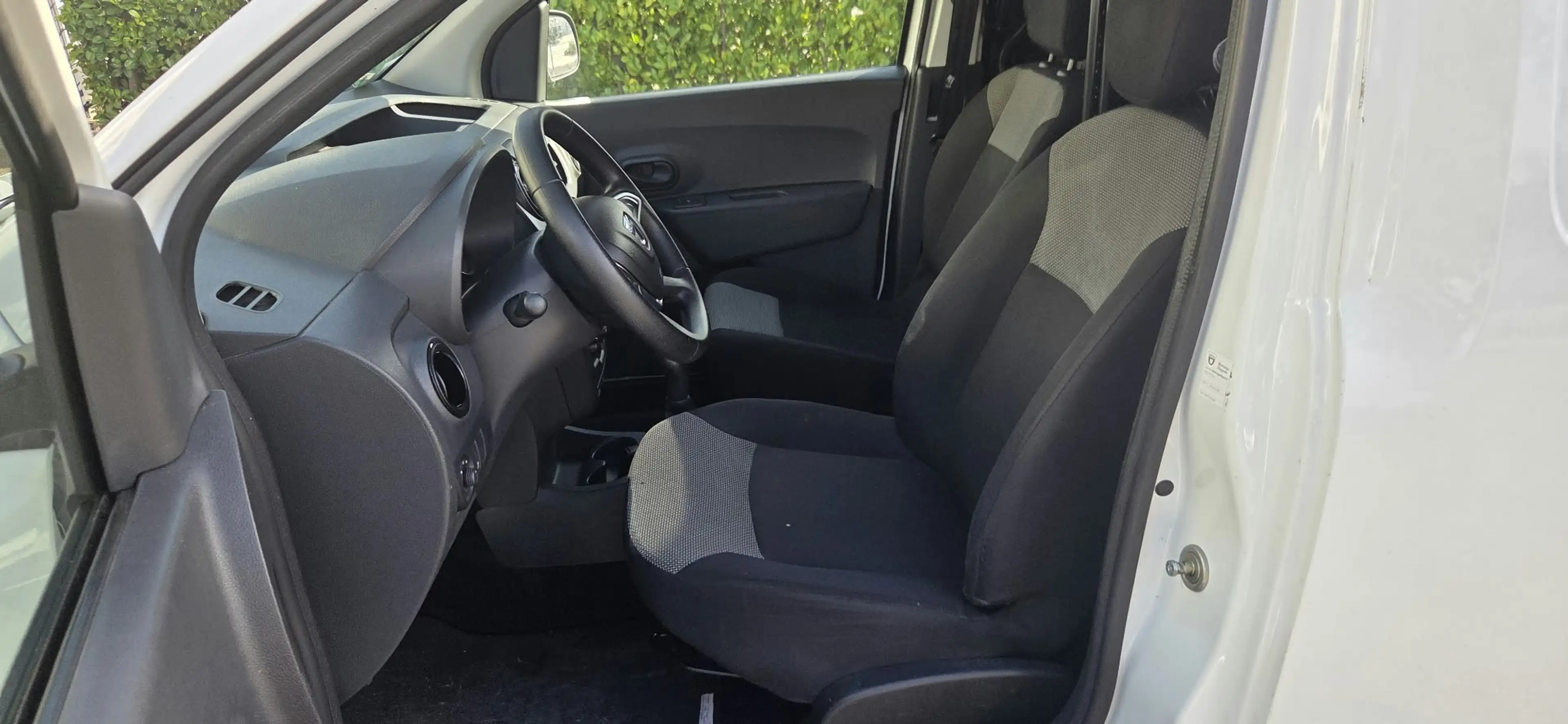 Dacia Dokker Essential — photo 13