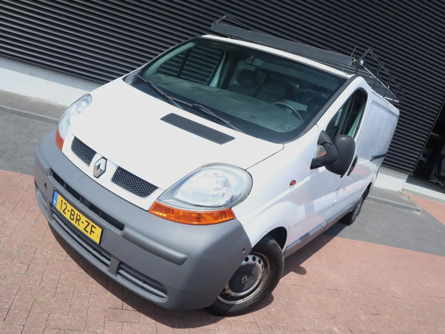 Renault Trafic 2.5 dCi L2H1 | Airco | Wit - 2