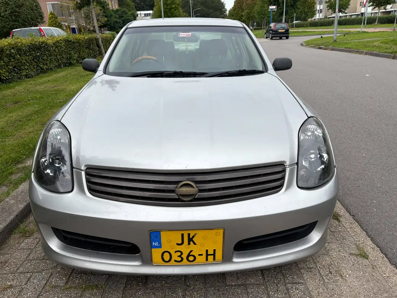 Nissan Skyline 3.0 V6 300GT, foto 2
