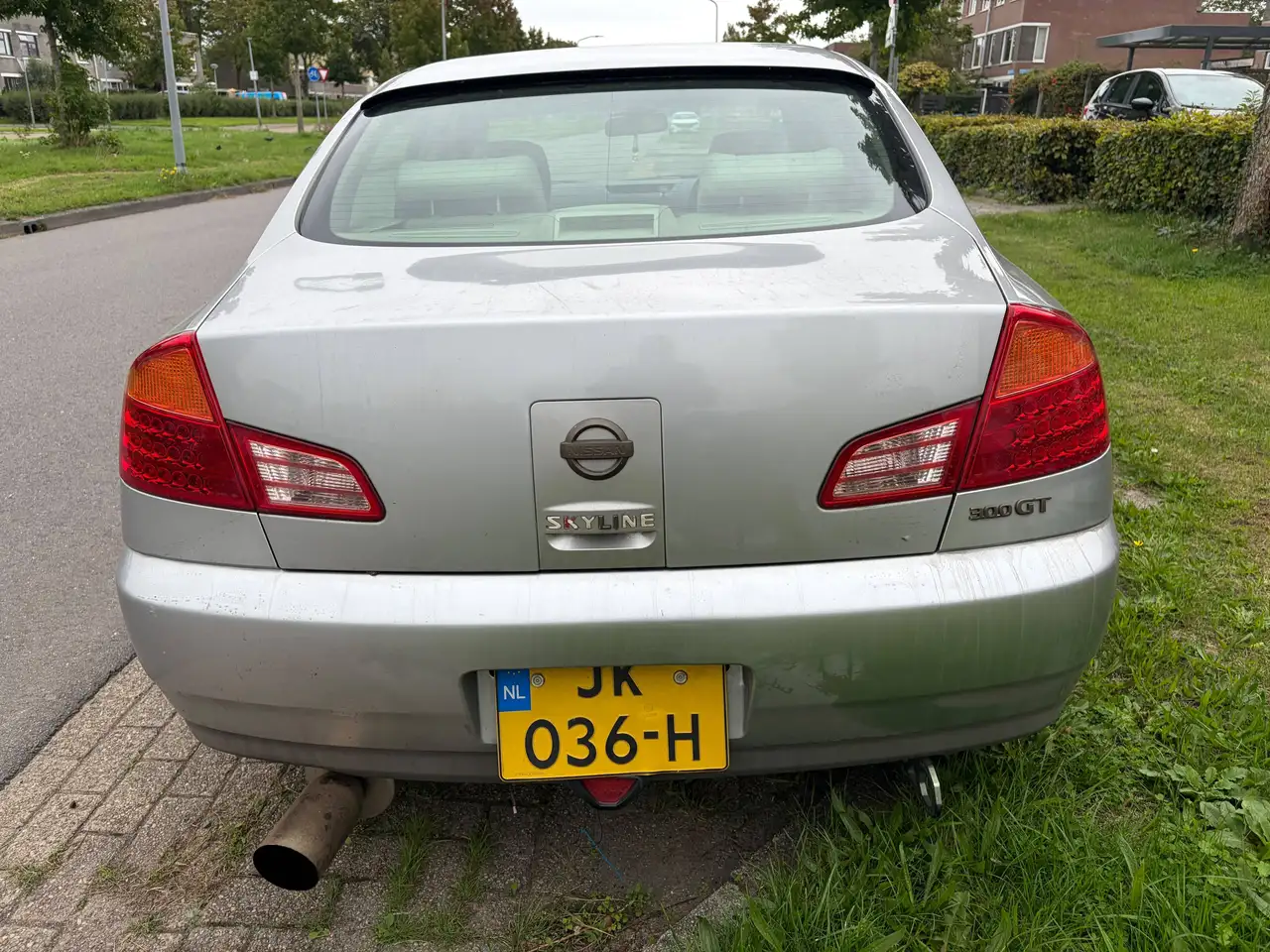 Nissan Skyline 3.0 V6 300GT, foto 4