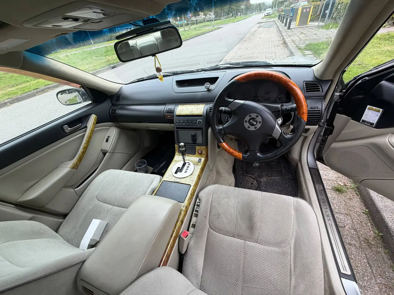 Nissan Skyline 3.0 V6 300GT, foto 6