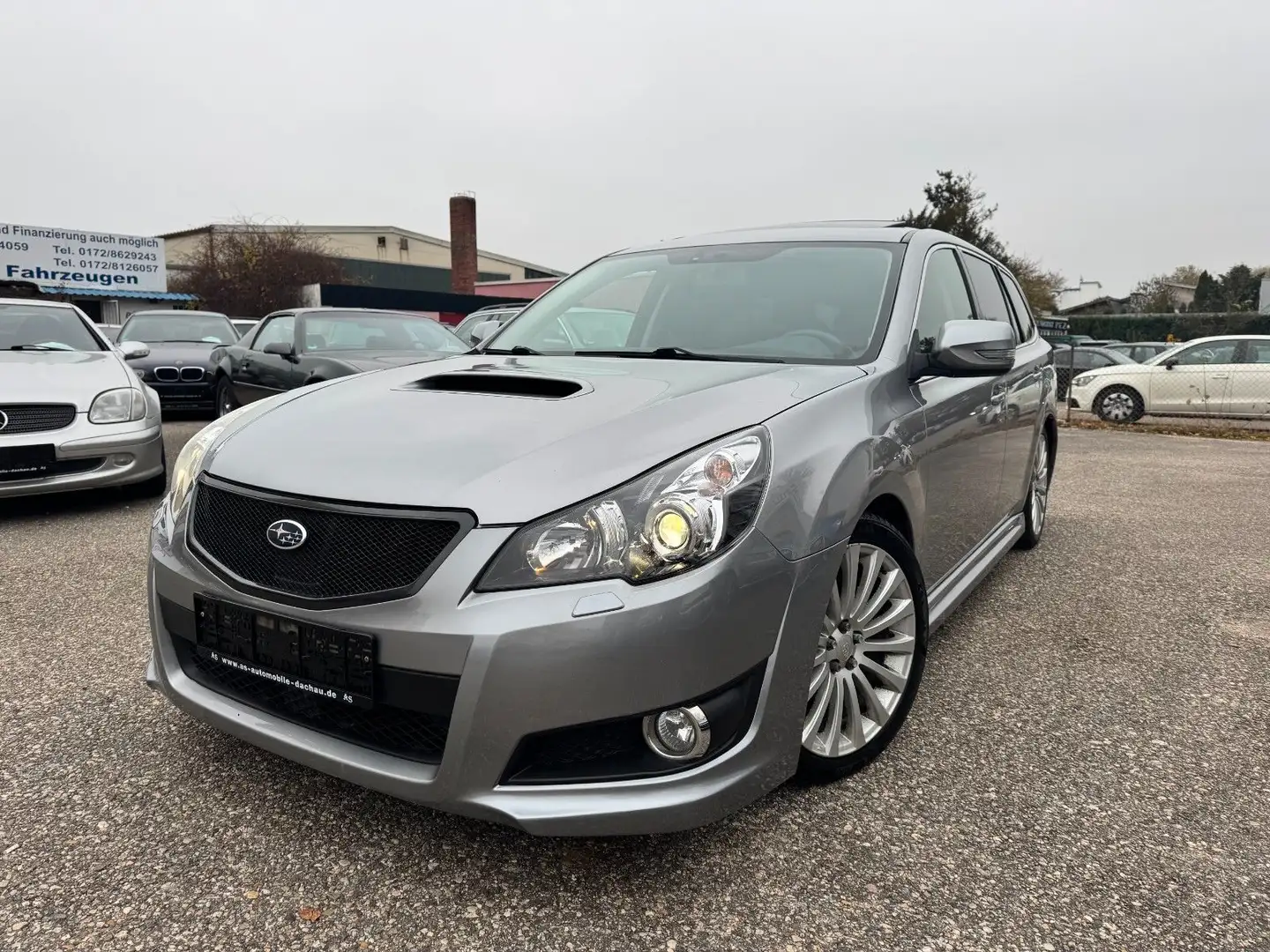 Subaru Legacy *Vollausstattng 2.5L*265Ps*Symmetrical AWD Silber - 1