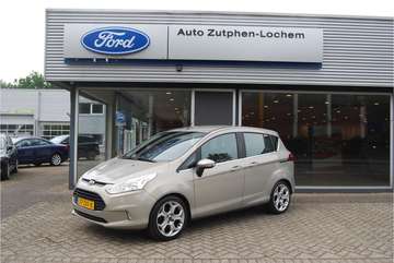1.0 EcoBoost Titanium | TREKHAAK |VOORRUIT/STOEL-