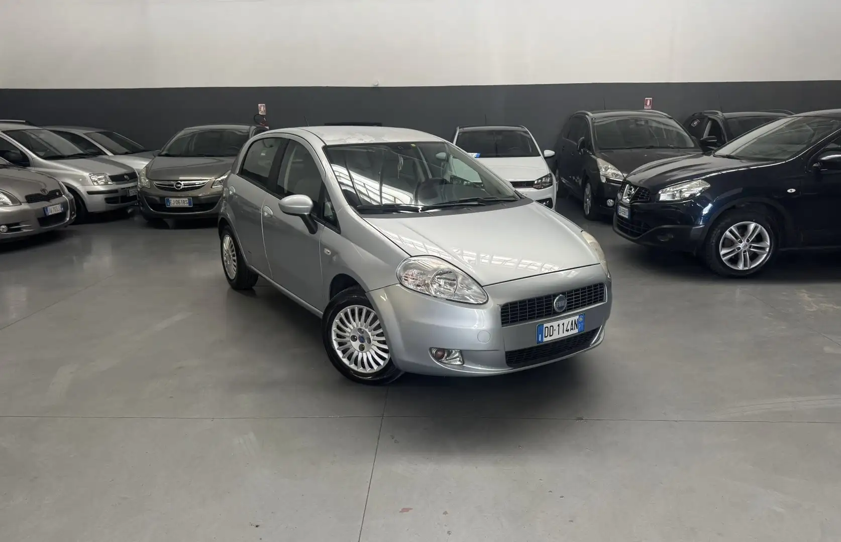 Fiat Grande Punto 5p 1.2 Dynamic 65cv - 1