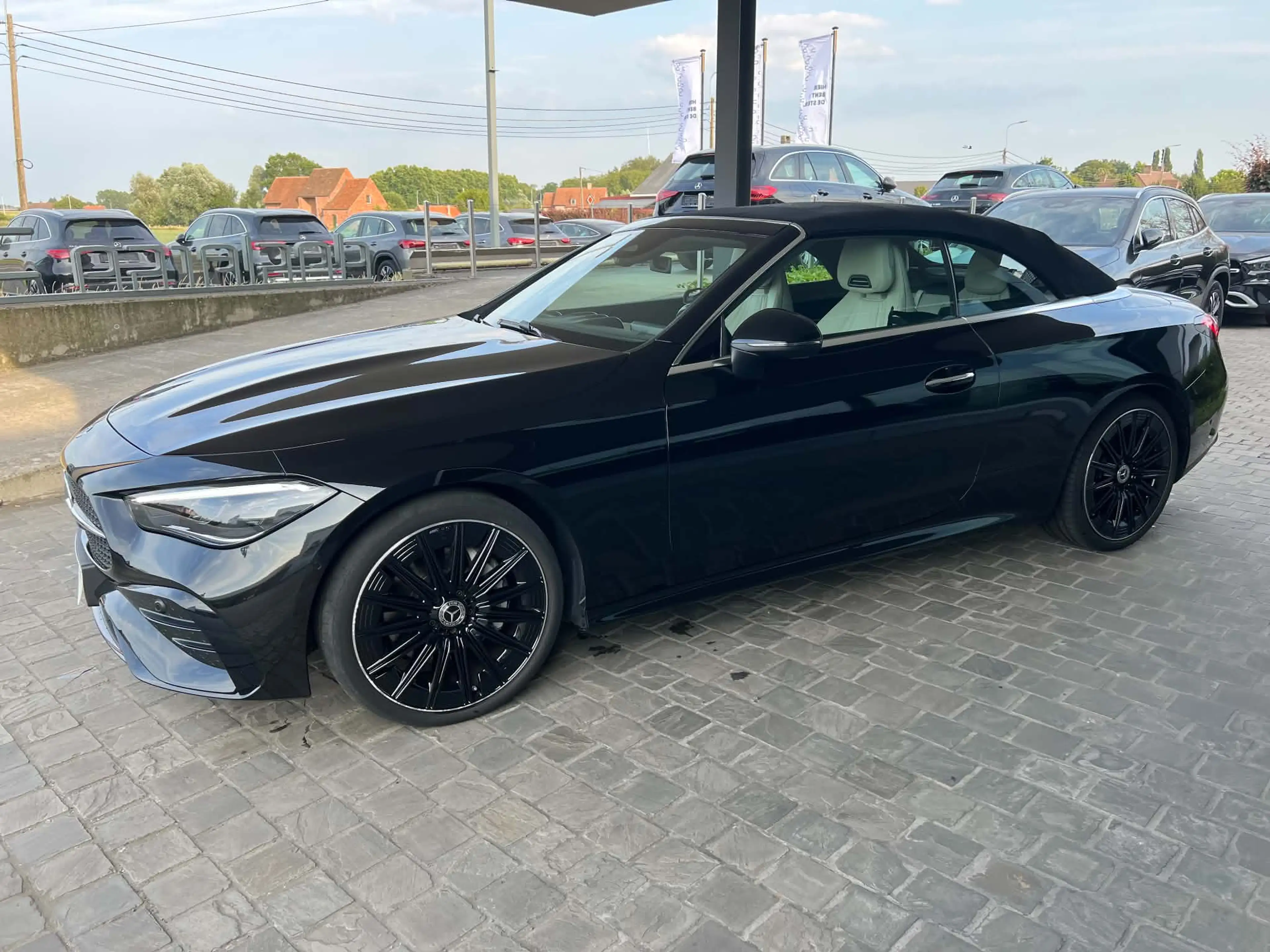 Mercedes-Benz CLE 200 Cabrio AMG 2025 nightpakket camera leder beige keylessgo — photo 4