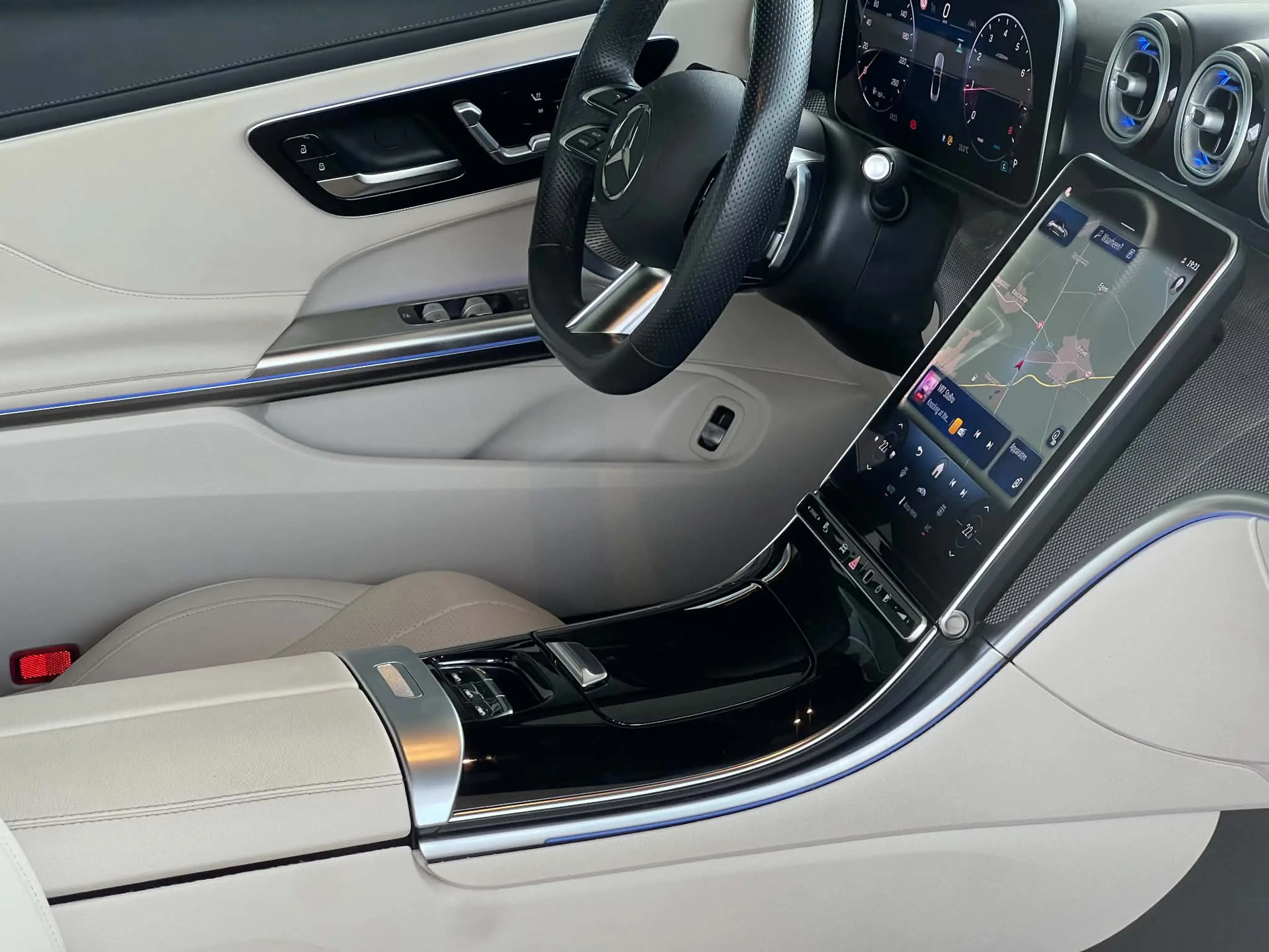 Mercedes-Benz CLE 200 Cabrio AMG 2025 nightpakket camera leder beige keylessgo — photo 11