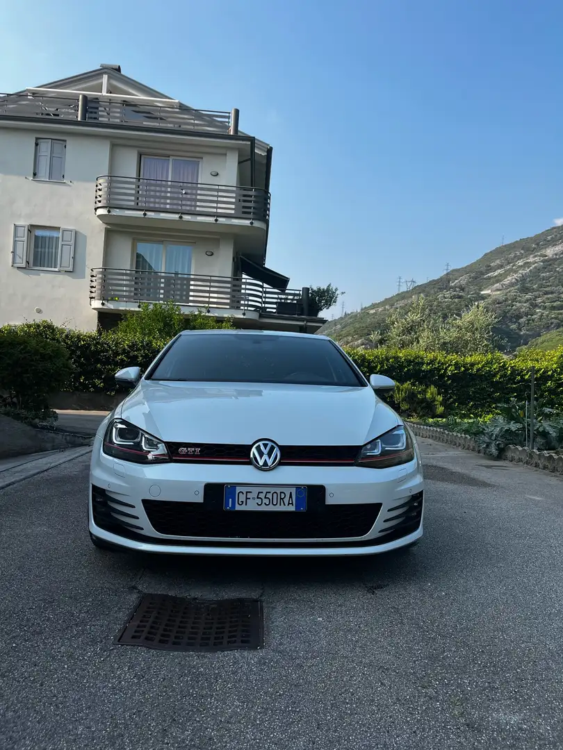 Volkswagen Golf GTI 5p 2.0 tsi Performance dsg Bianco - 1