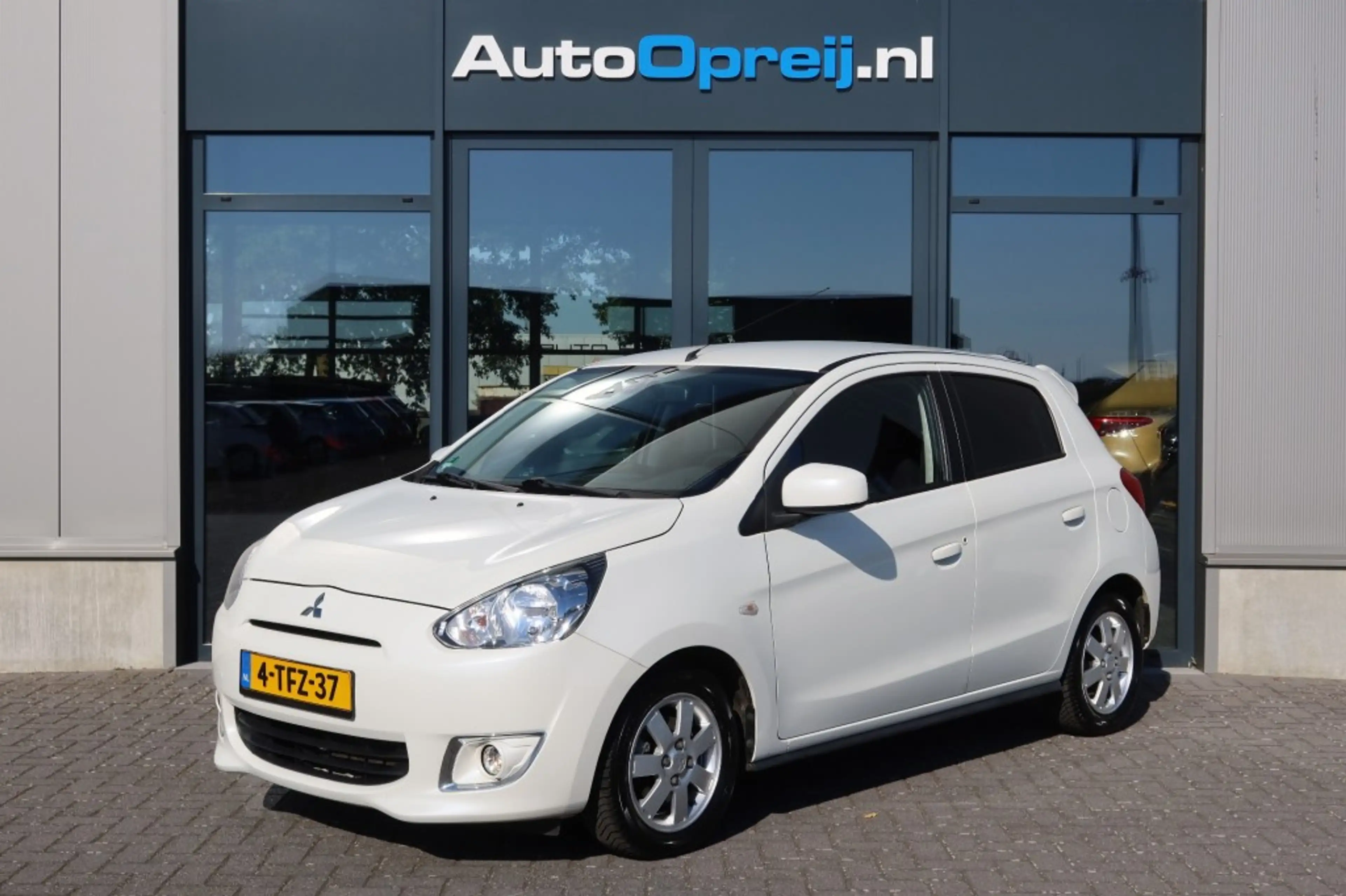 Mitsubishi Space Star 1.2 Instyle AUTOMAAT Airco, NAVI, Camera, Dealer o
