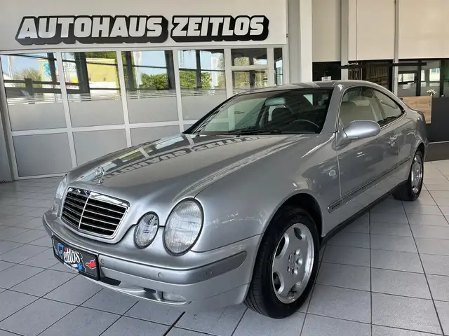 Mercedes-Benz CLK 230 Elegance *Scheckheft*Automatik*Klima*PDC