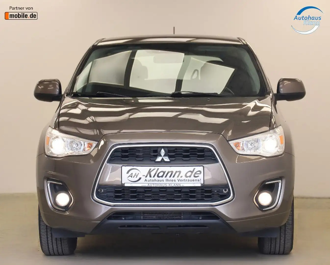 Mitsubishi ASX 2.2DI-D 150PS Automatik Invite 4WD AHK R-CAM Braun - 2