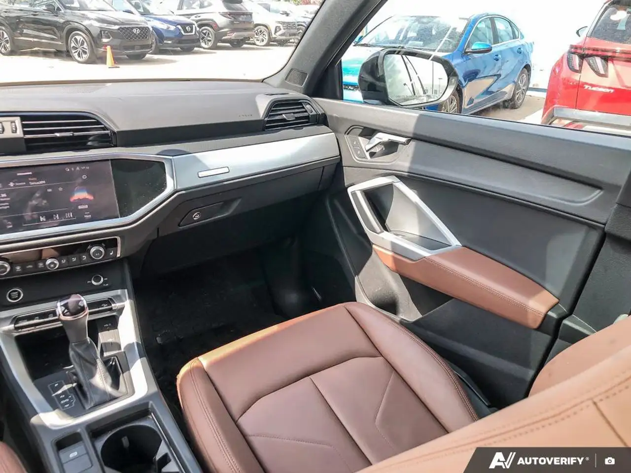 Audi Q3 photo Audi Q3