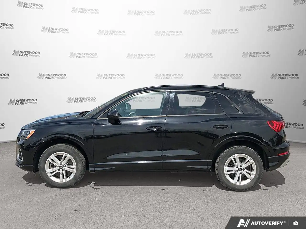 Audi Q3 photo Audi Q3