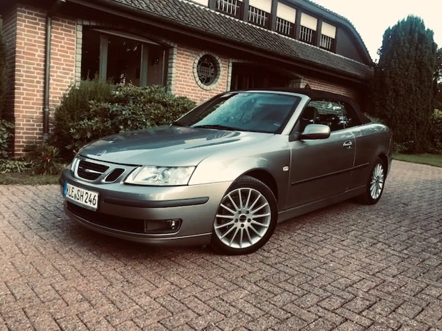 Saab 9-3 Saab 9-3 1.8 T Cabrio Vector  Hirsch Performance Grau - 1