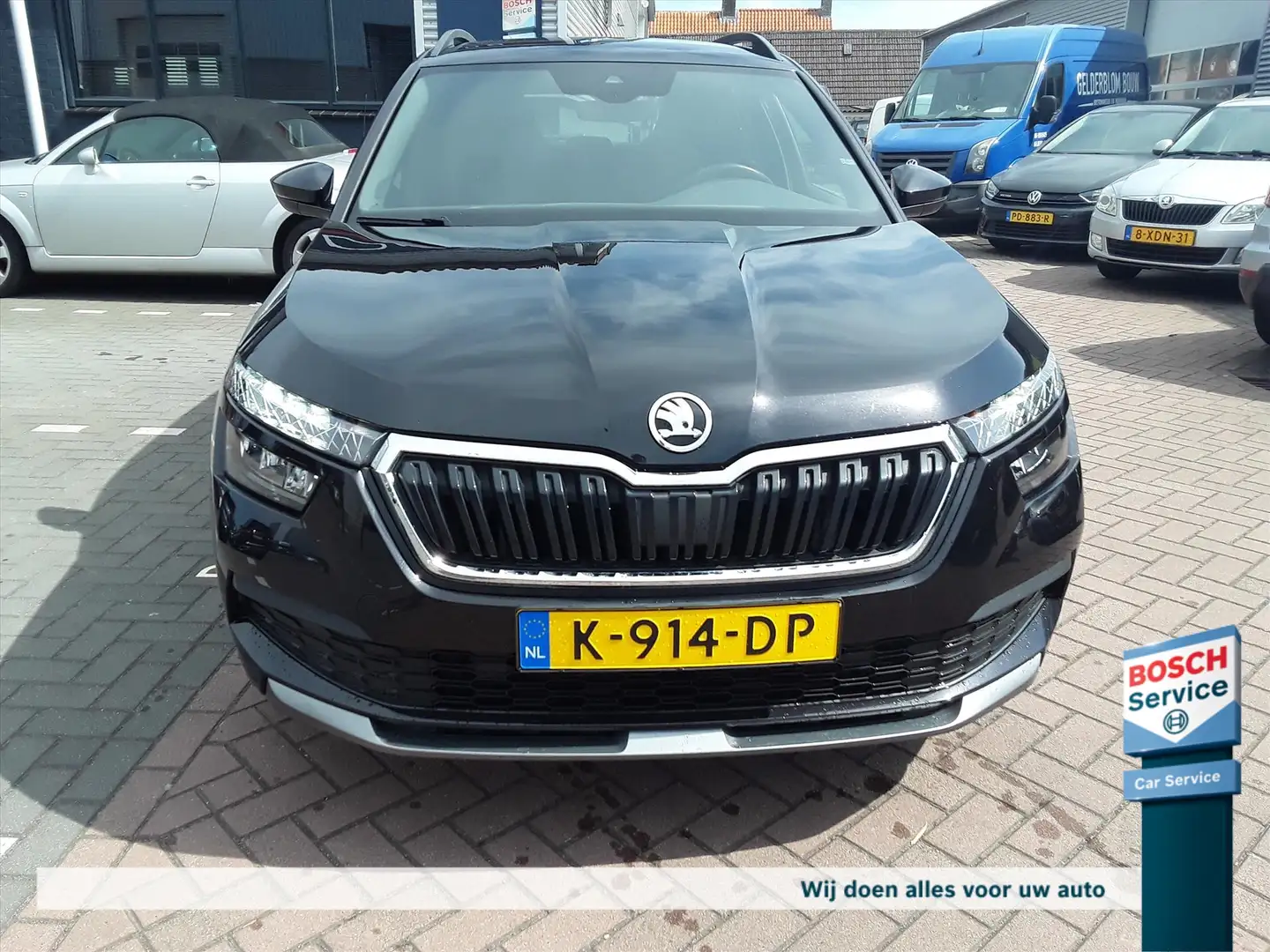 Skoda Kamiq 1.0 TSI Greentech 115pk Sport Business Zwart - 2
