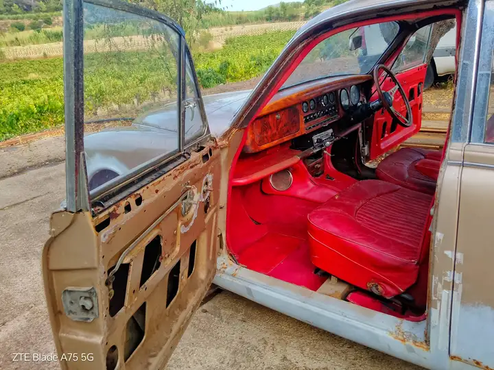 Jaguar S-Type 1966, foto 11