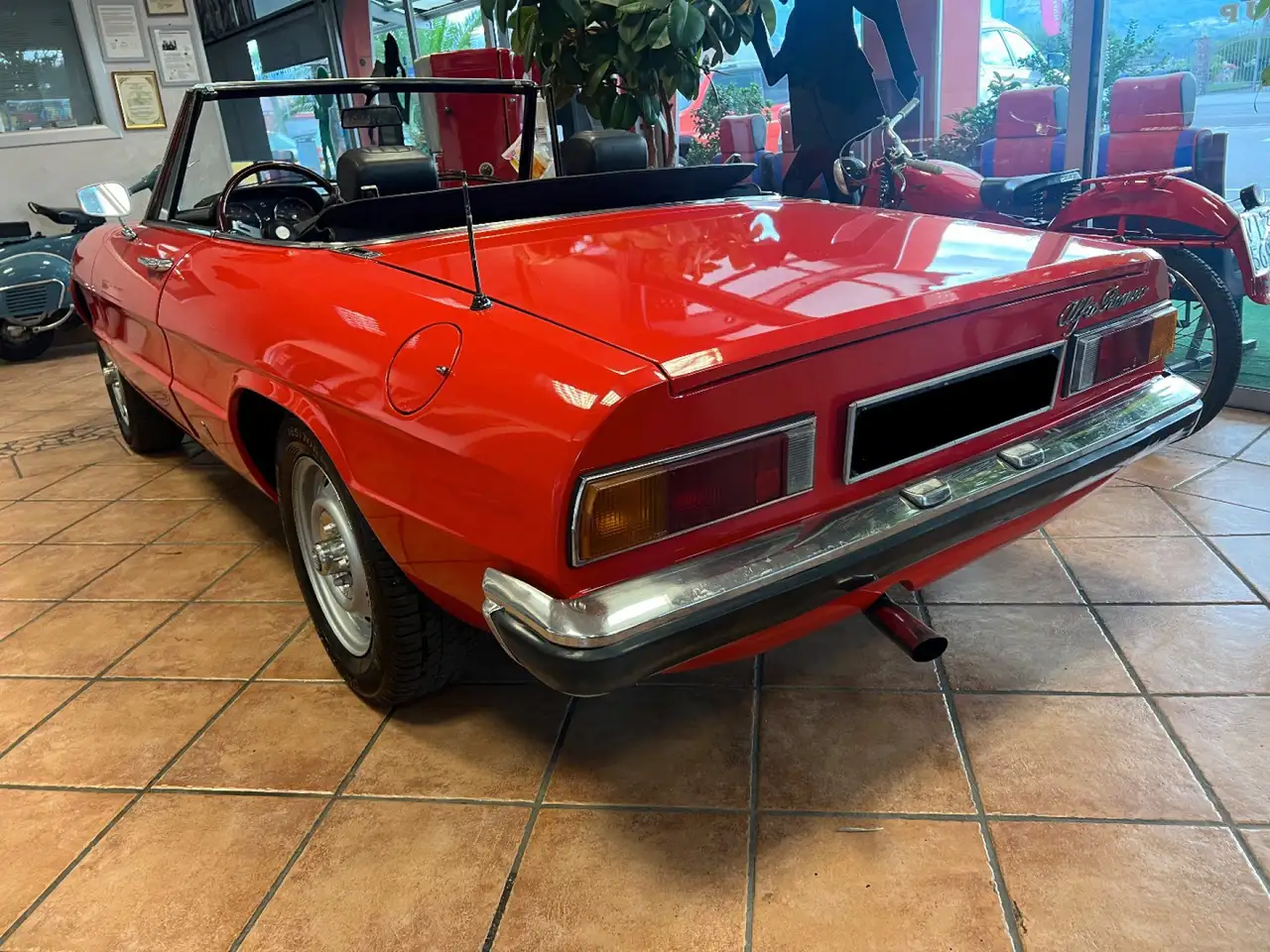 Alfa Romeo Spider DUETTO CODA TRONCA 1.3, foto 4