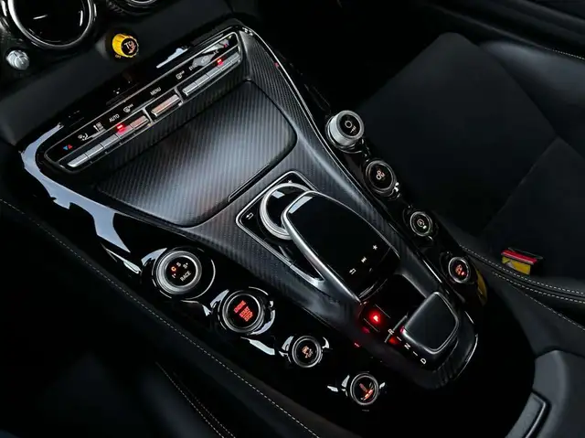 Mercedes-Benz AMG GT R *Carbon*Keramik*AMG Track Package* Ansicht 40