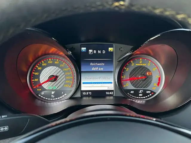 Mercedes-Benz AMG GT R *Carbon*Keramik*AMG Track Package* Ansicht 38