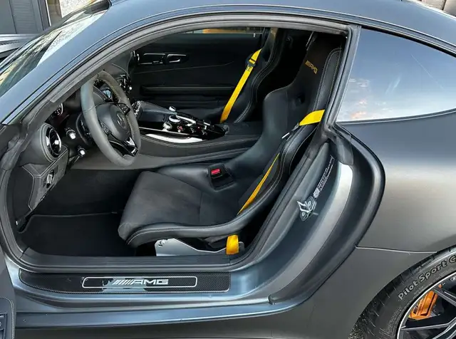 Mercedes-Benz AMG GT R *Carbon*Keramik*AMG Track Package* Ansicht 24