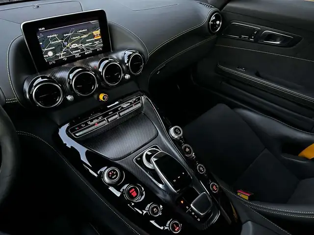 Mercedes-Benz AMG GT R *Carbon*Keramik*AMG Track Package* Ansicht 42