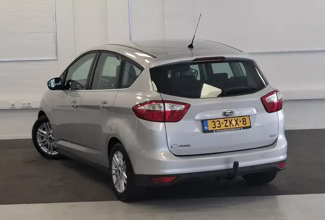 Ford C-Max view 11