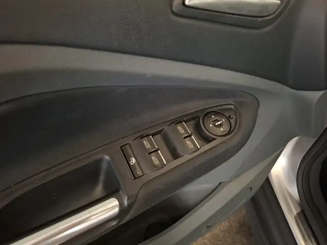 Ford C-Max view 15