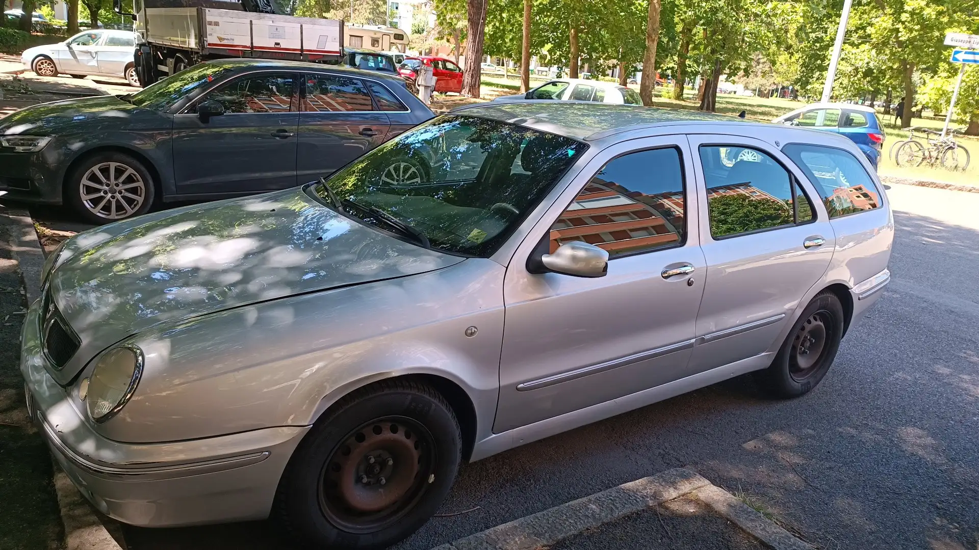Lancia Lybra SW 1.9 jtd 115cv - 1