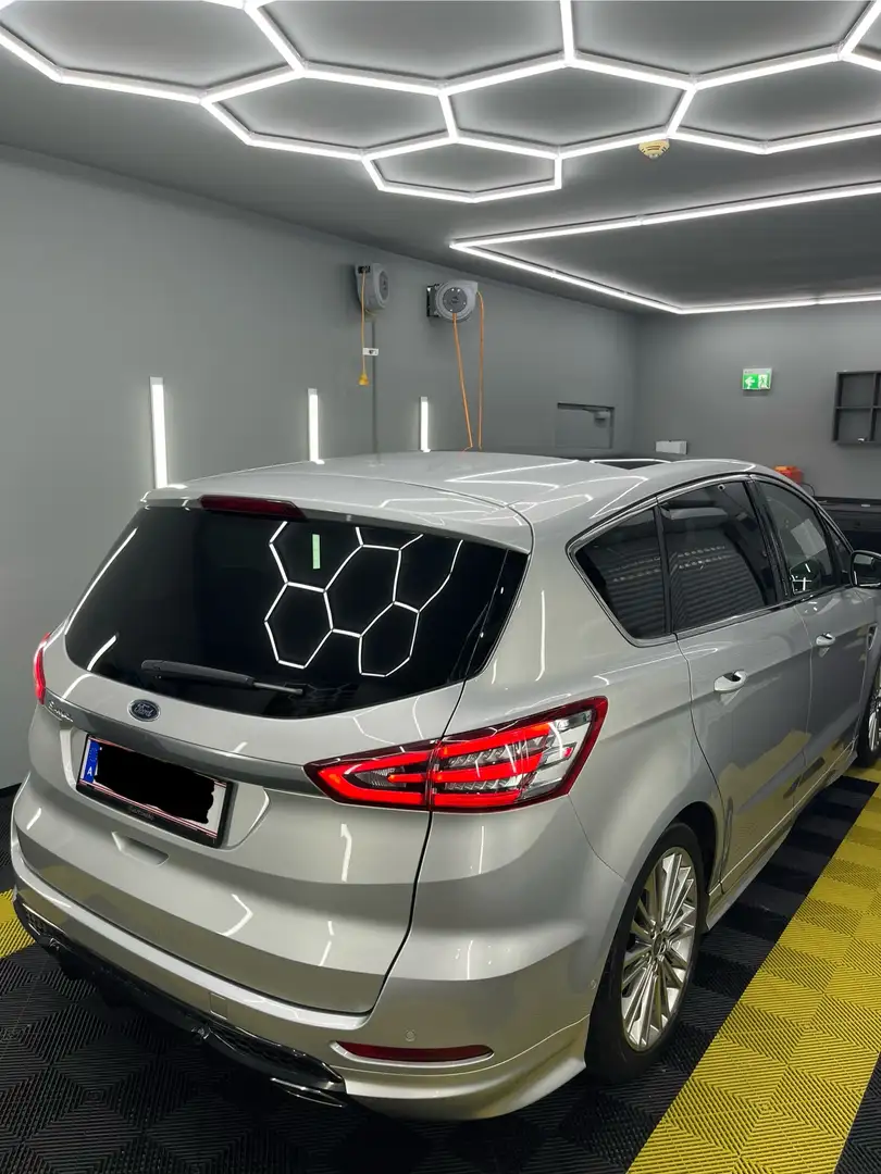 Ford S-Max - 2