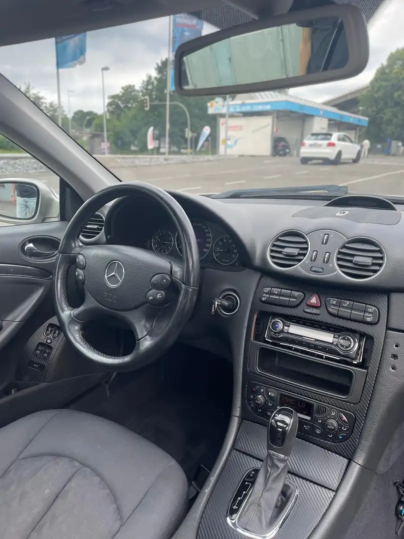 Mercedes-Benz CLK 240 Elegance Beige - 1