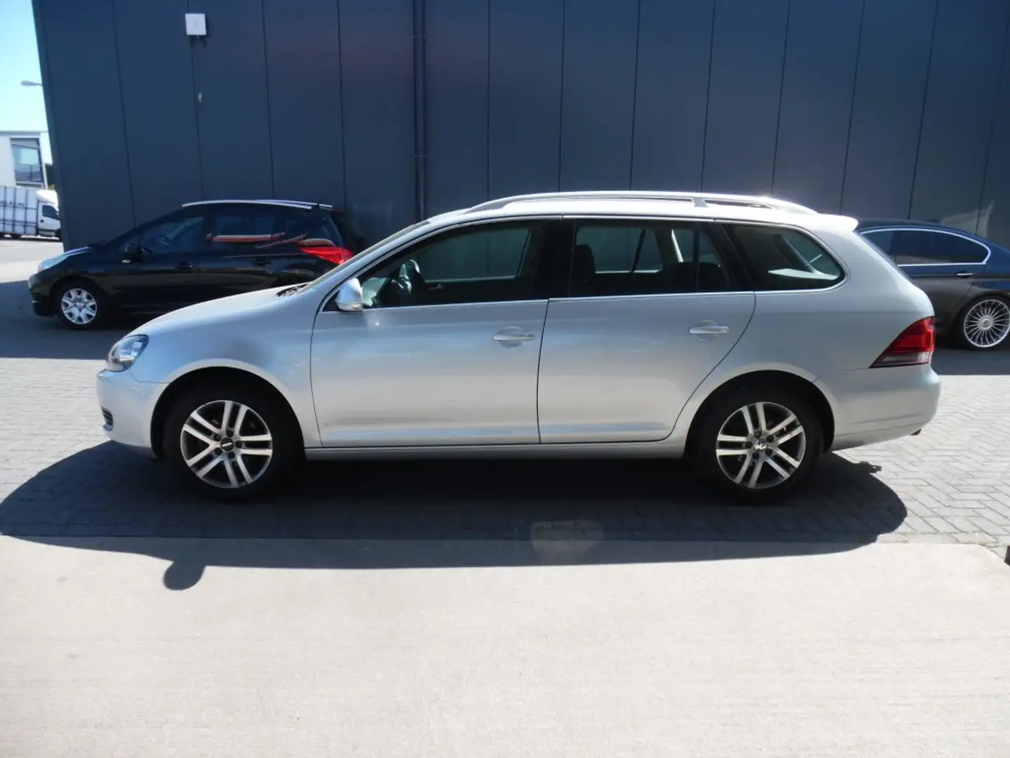 Volkswagen Golf Variant 1.2 TSI COMFL. BL.M Gris - 2