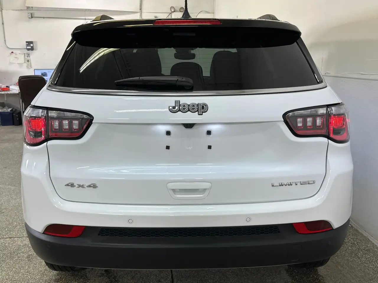 Jeep Compass снимка Jeep Compass