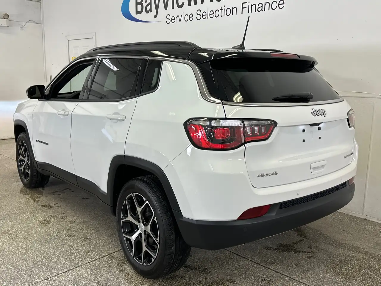 Jeep Compass снимка Jeep Compass