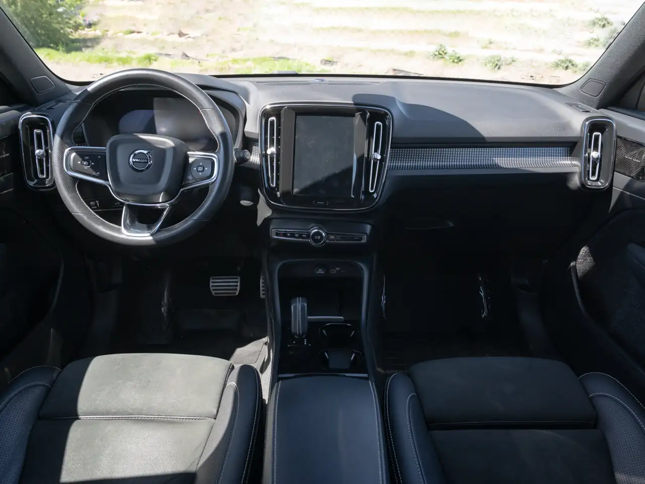 Volvo XC40 снимка Volvo XC40