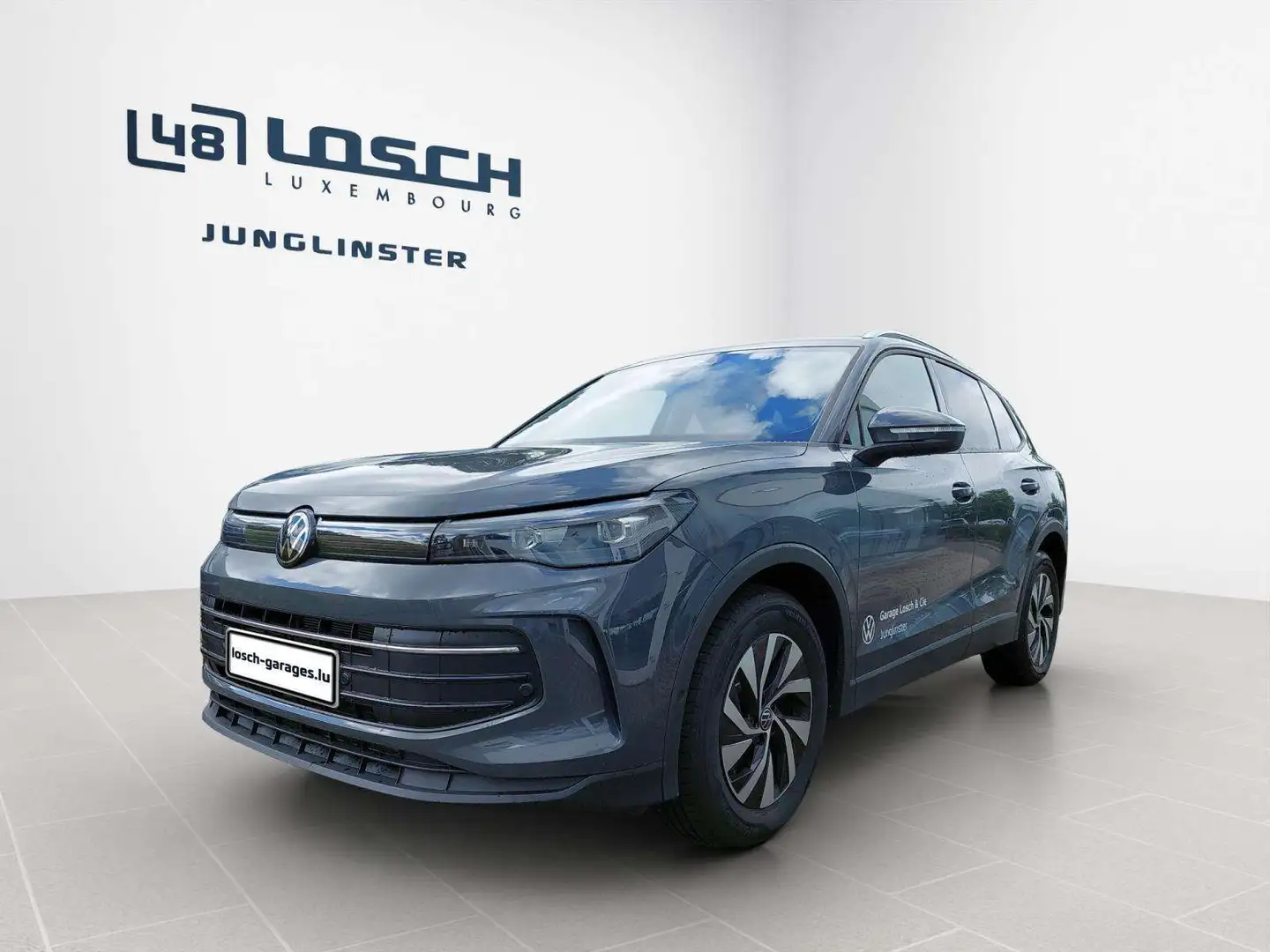 Volkswagen Tiguan Life Gris - 1