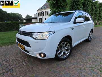 2.0 PHEV Instyle+ Leer Schuif/Kanteldak Achteruitr