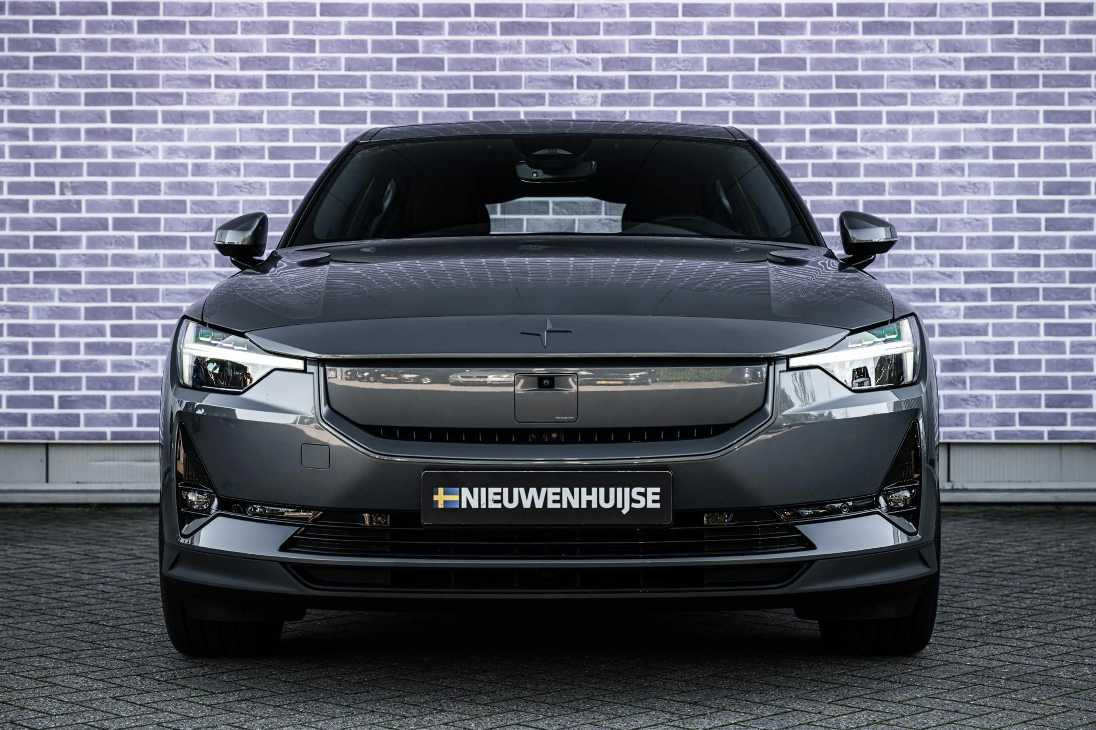 Polestar 2 Long Range Single Motor Plus 82 kWh — photo 9