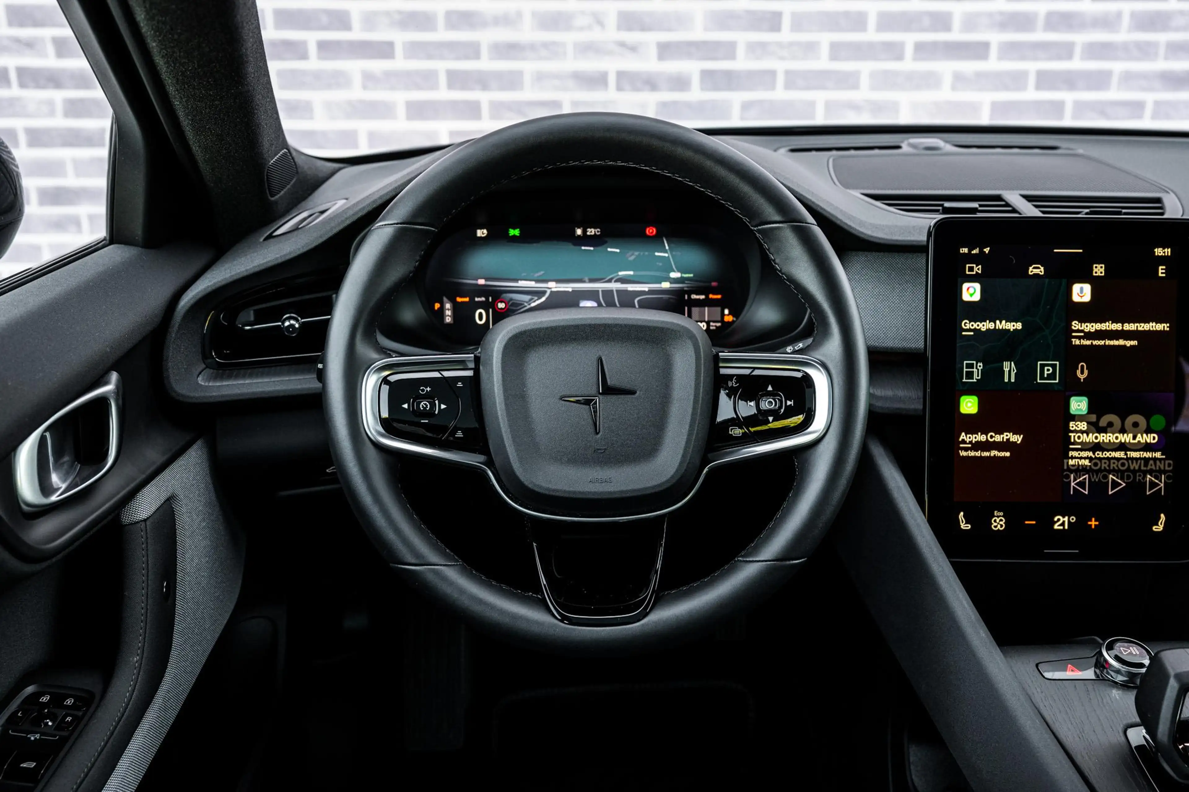 Polestar 2 Long Range Single Motor Plus 82 kWh — photo 3