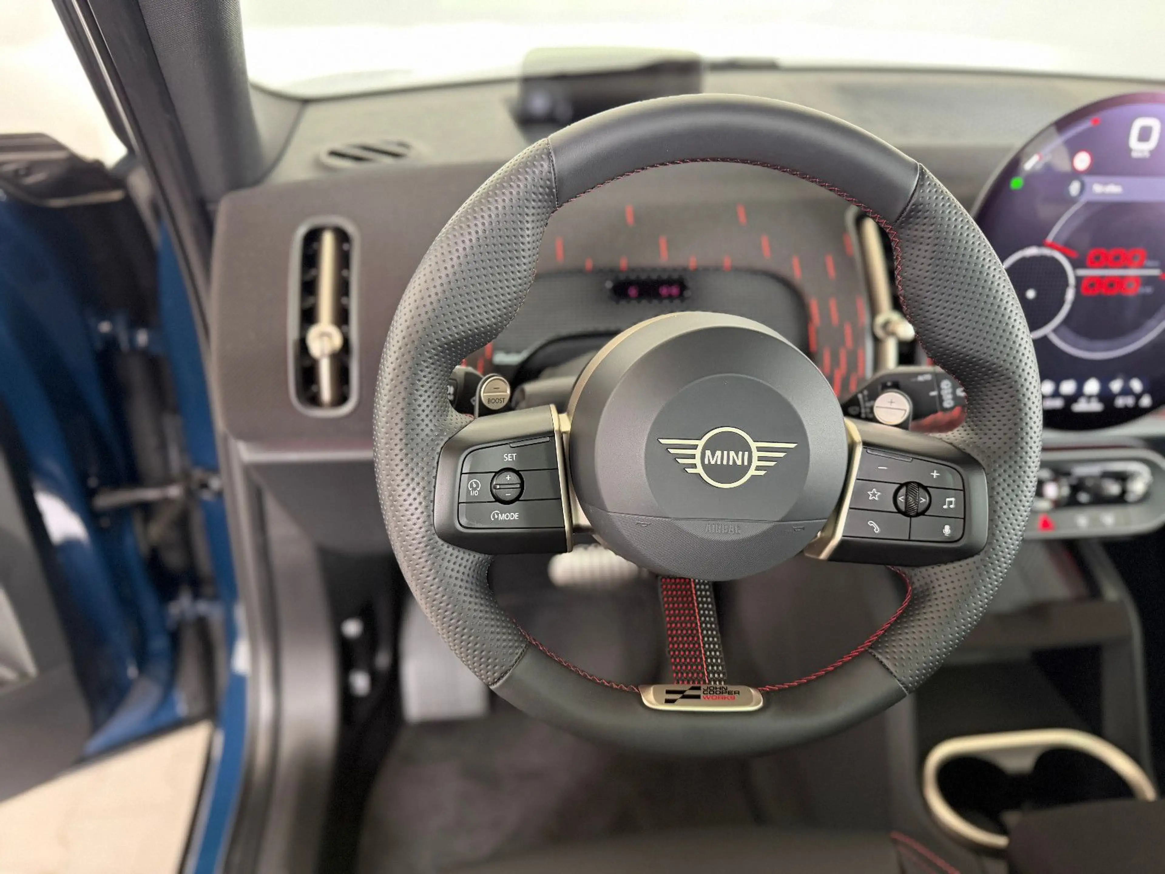 MINI John Cooper Works Countryman JCW Countryman XL DAProf JCW Sitze HUD PANO AHK — photo 17