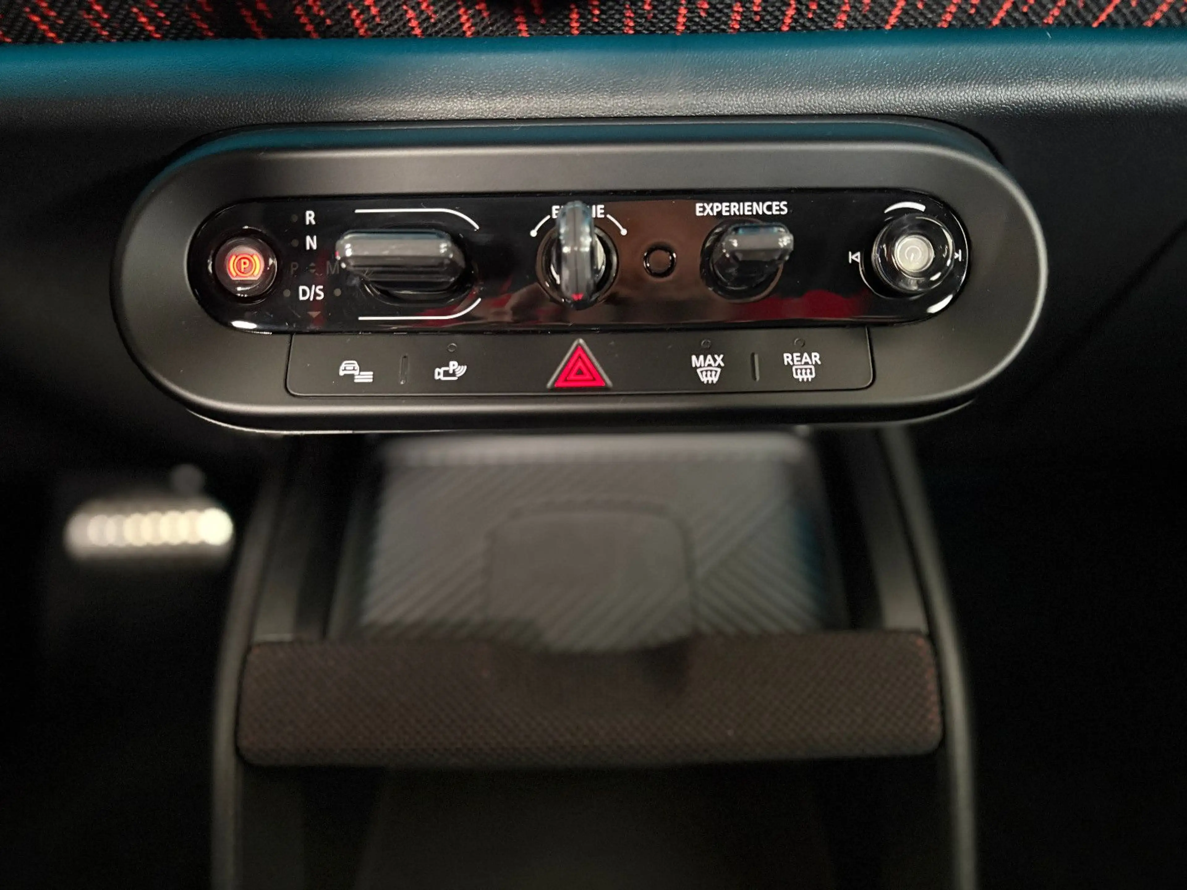 MINI John Cooper Works Countryman JCW Countryman XL DAProf JCW Sitze HUD PANO AHK — photo 22