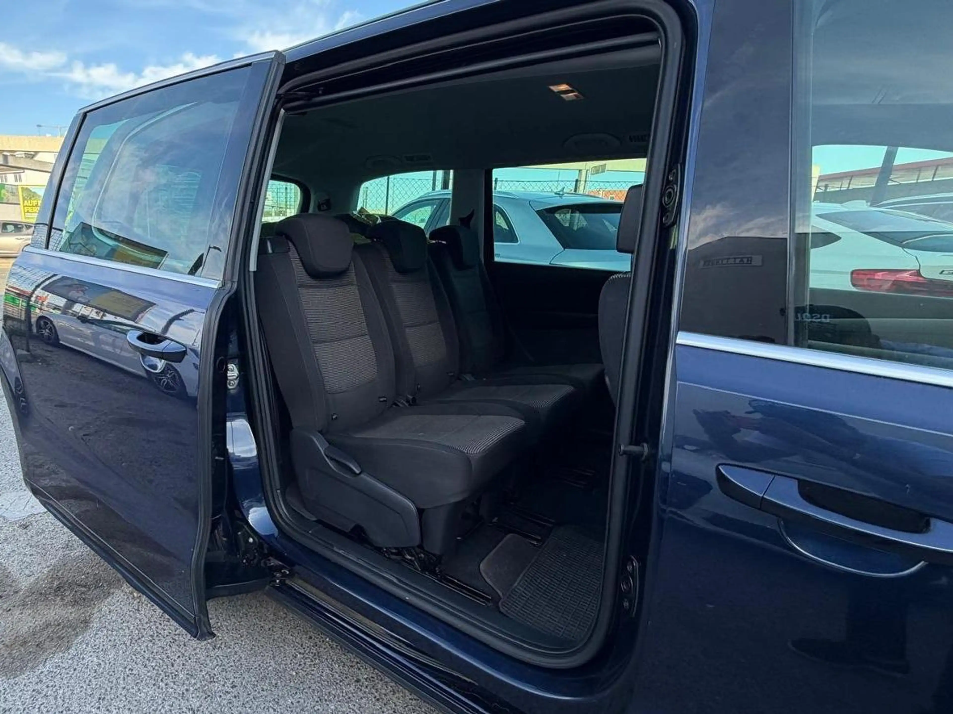 Volkswagen Sharan Comfortline BMT — photo 5