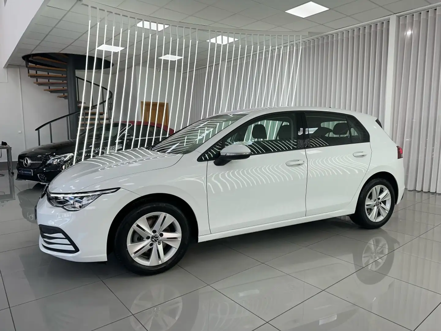Volkswagen Golf 2.0TDI Life 85kW Blanco - 2