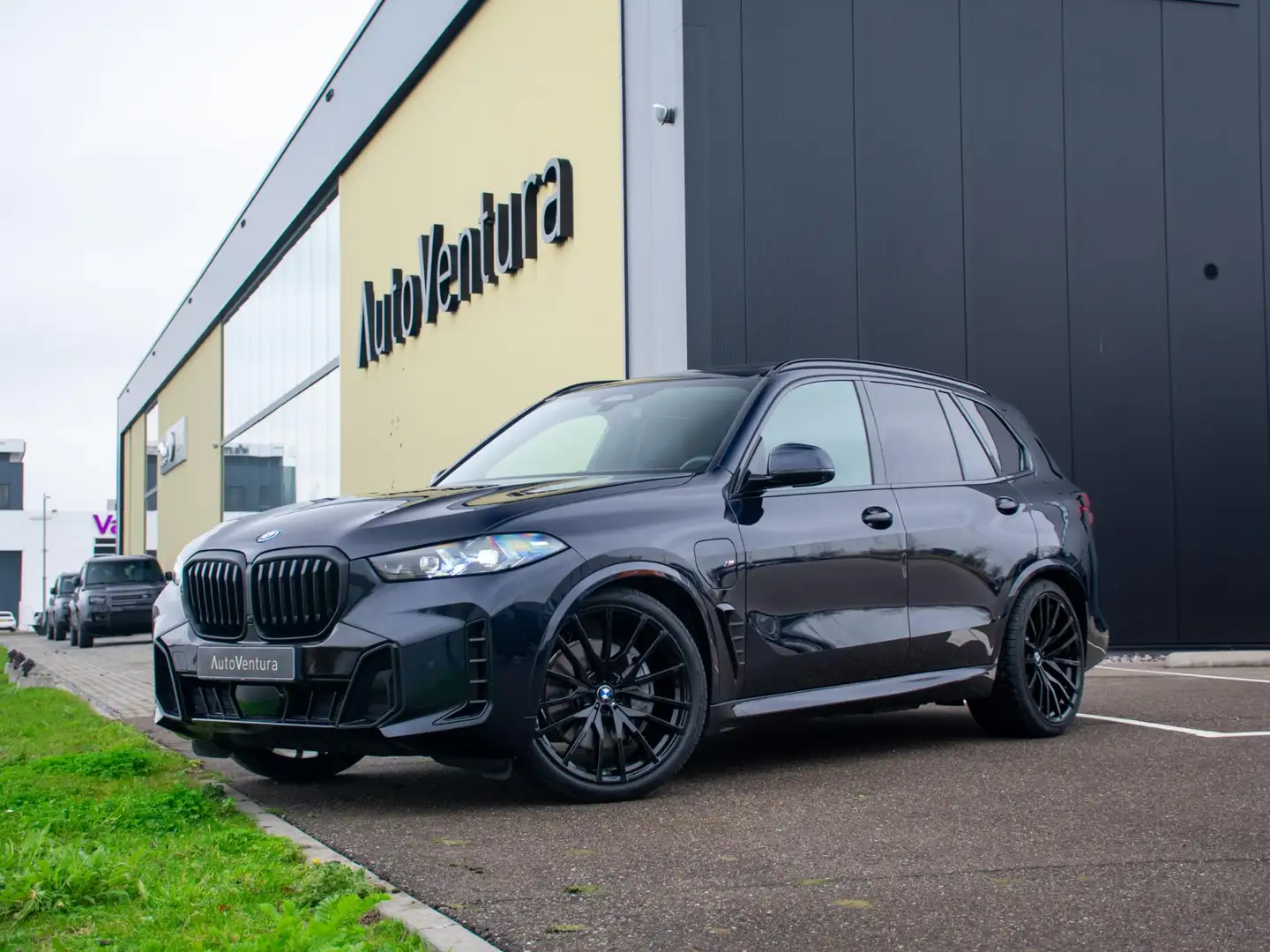 BMW X5 xDrive50e | M Sport | Achteras besturing | Schuif- Noir - 1