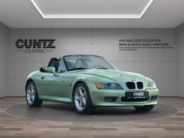 BMW Z3 view 4
