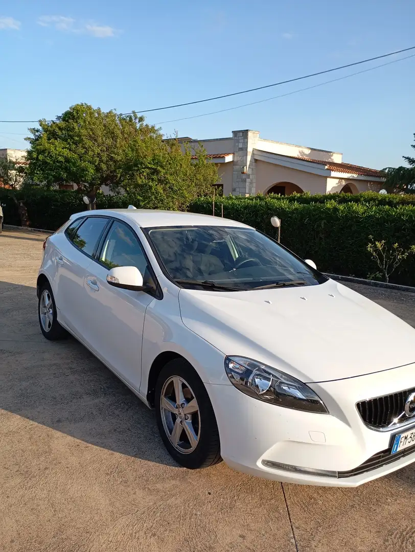 Volvo V40 2.0 d2 Kinetic my18 - 2