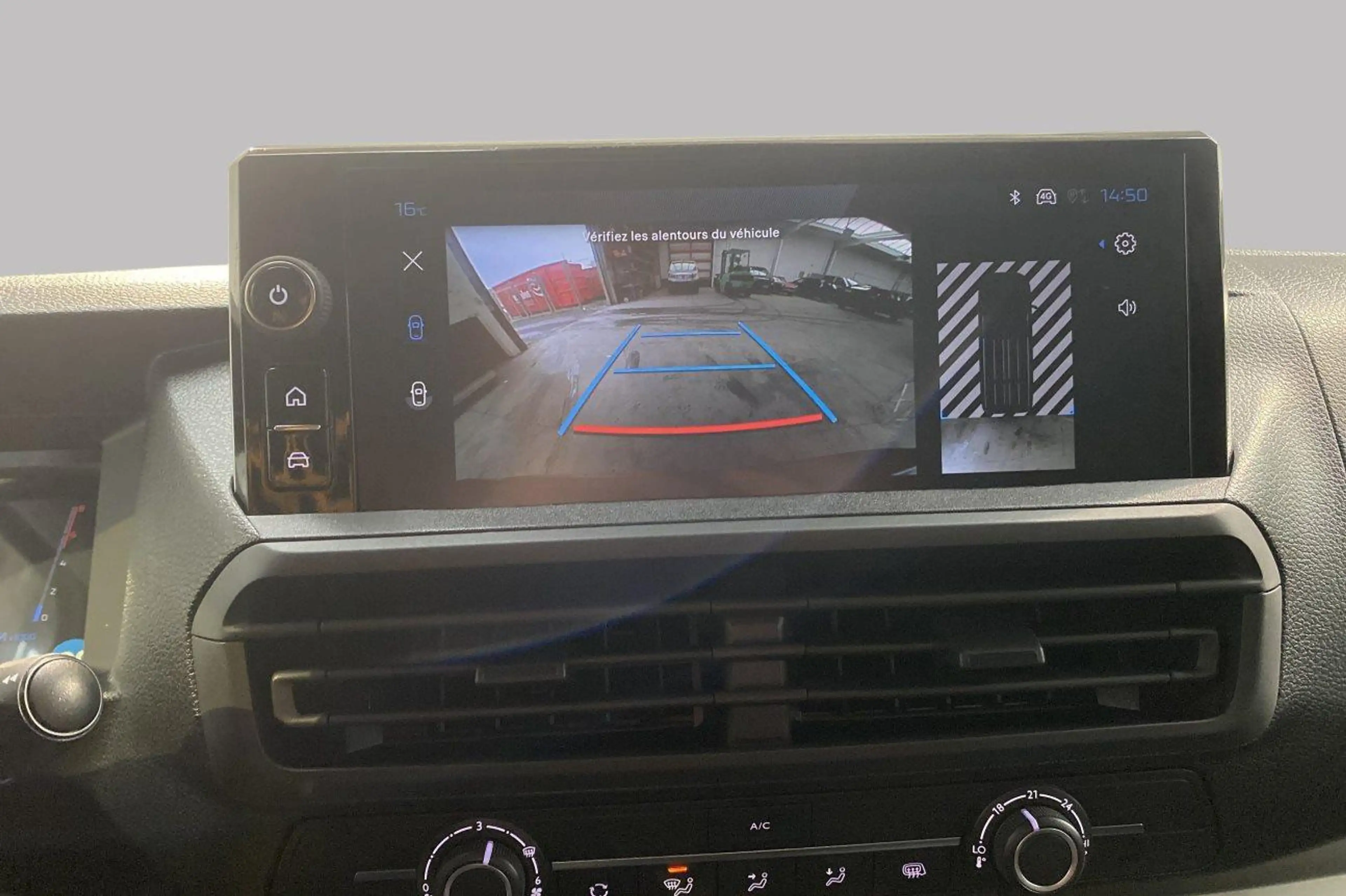 Peugeot Expert Premium — photo 13