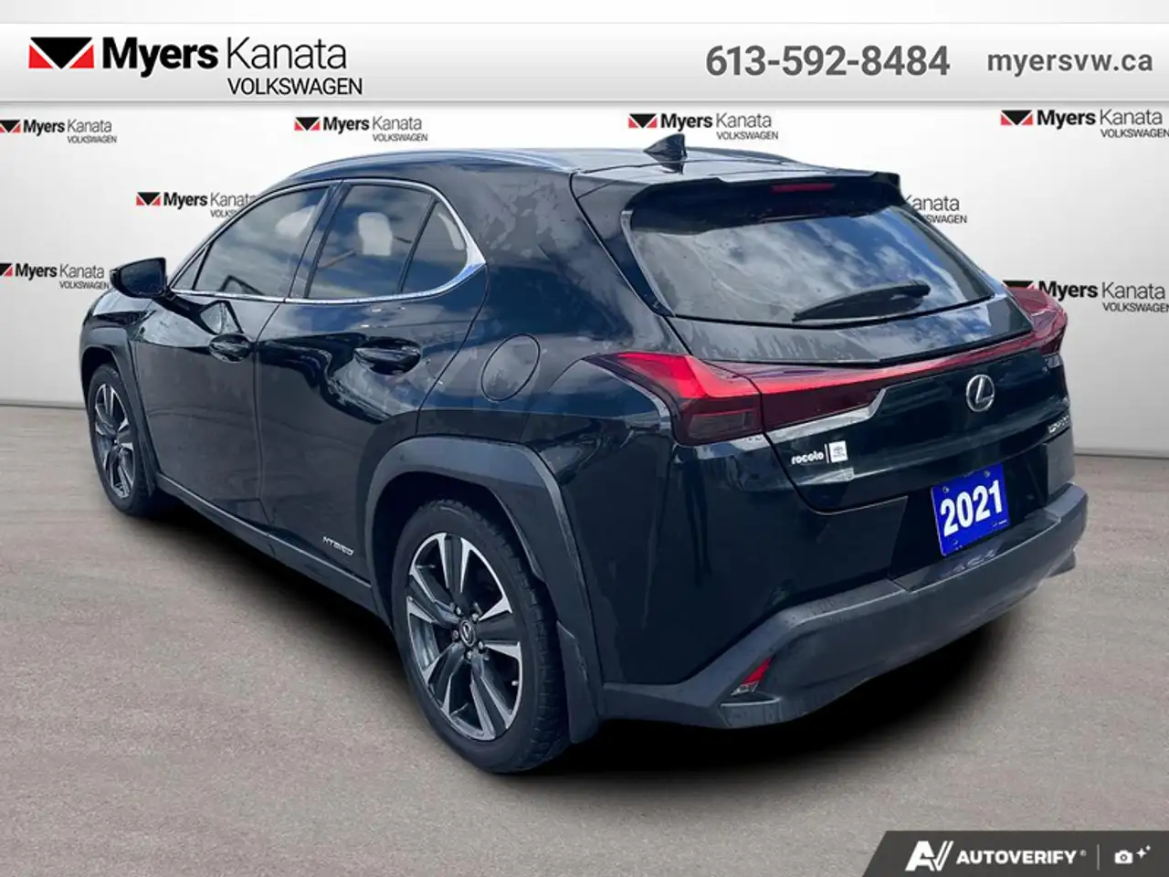 Lexus UX снимка Lexus UX
