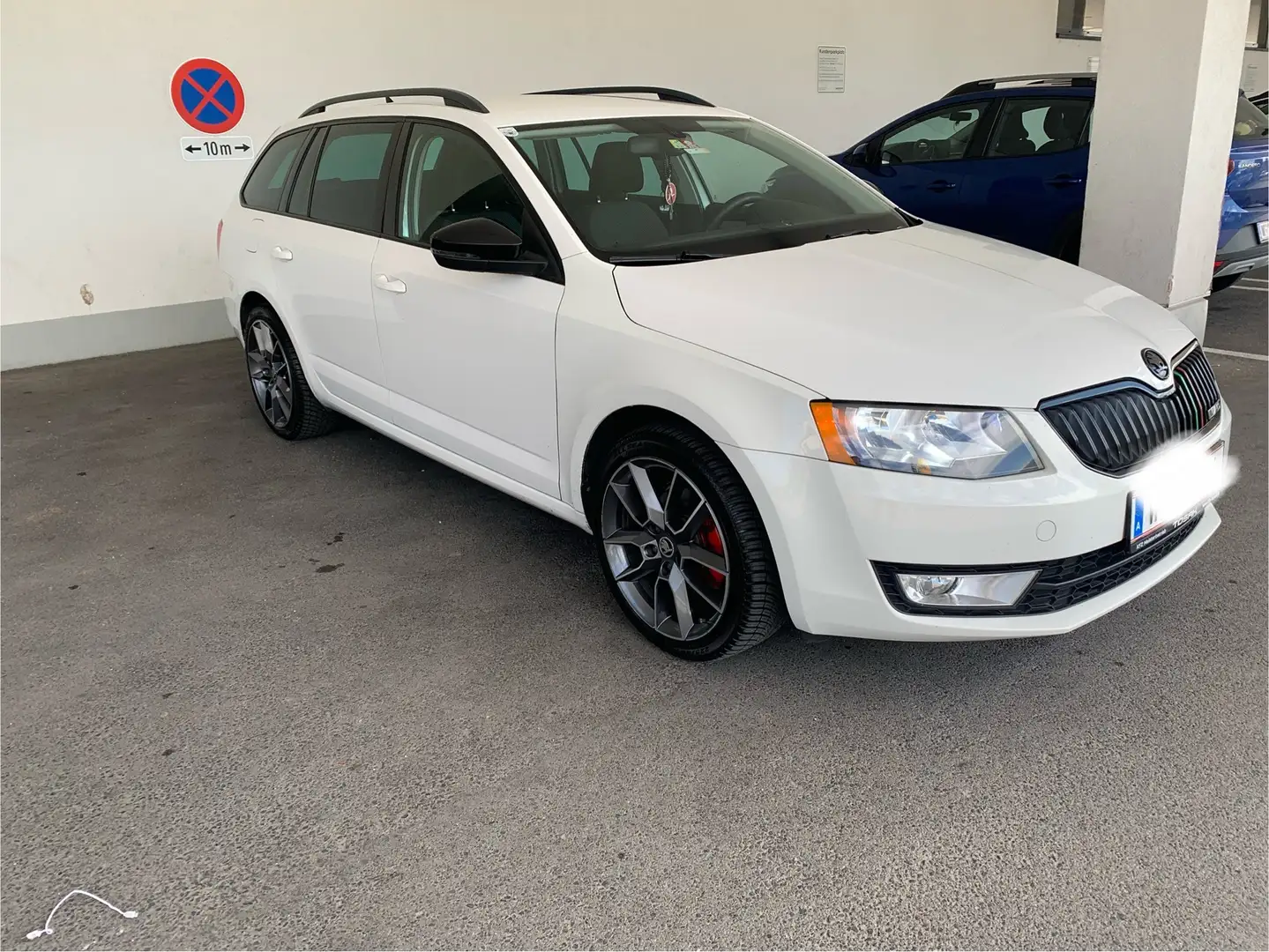 Skoda Octavia Combi 1,6 Ambition TDI - 1