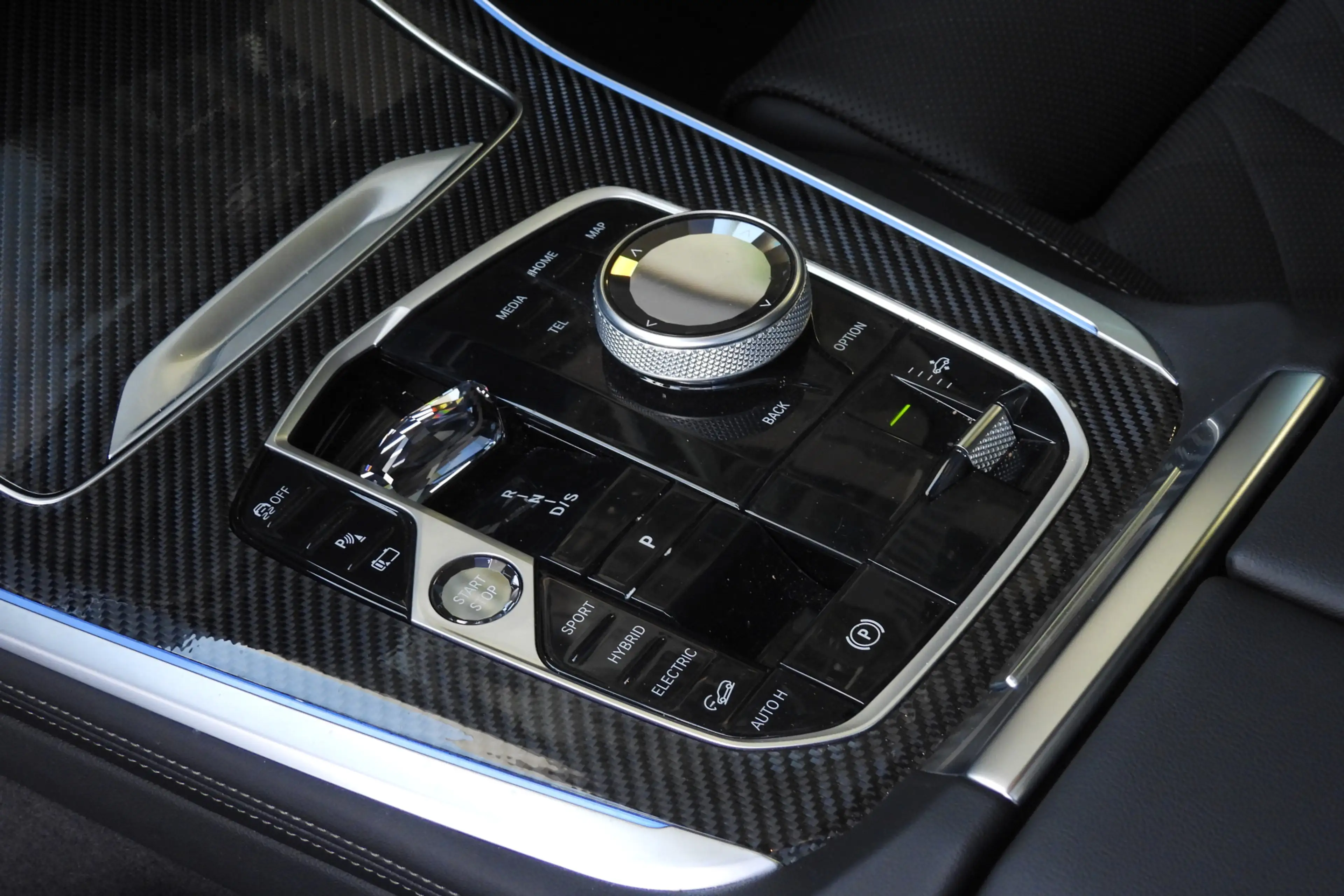 BMW X5 xDrive50e M Sport Automaat / Trekhaak / Panoramada — photo 14